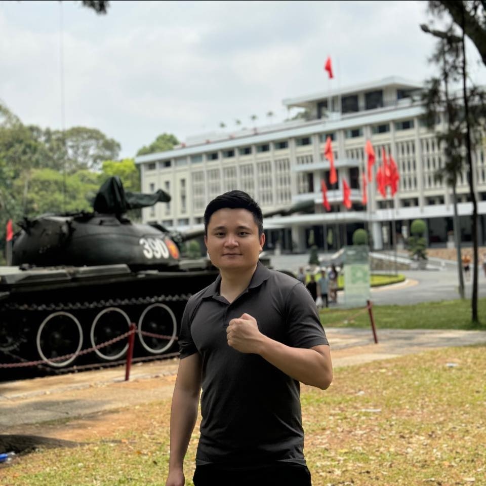 Tác giả Lê Chí Dũng